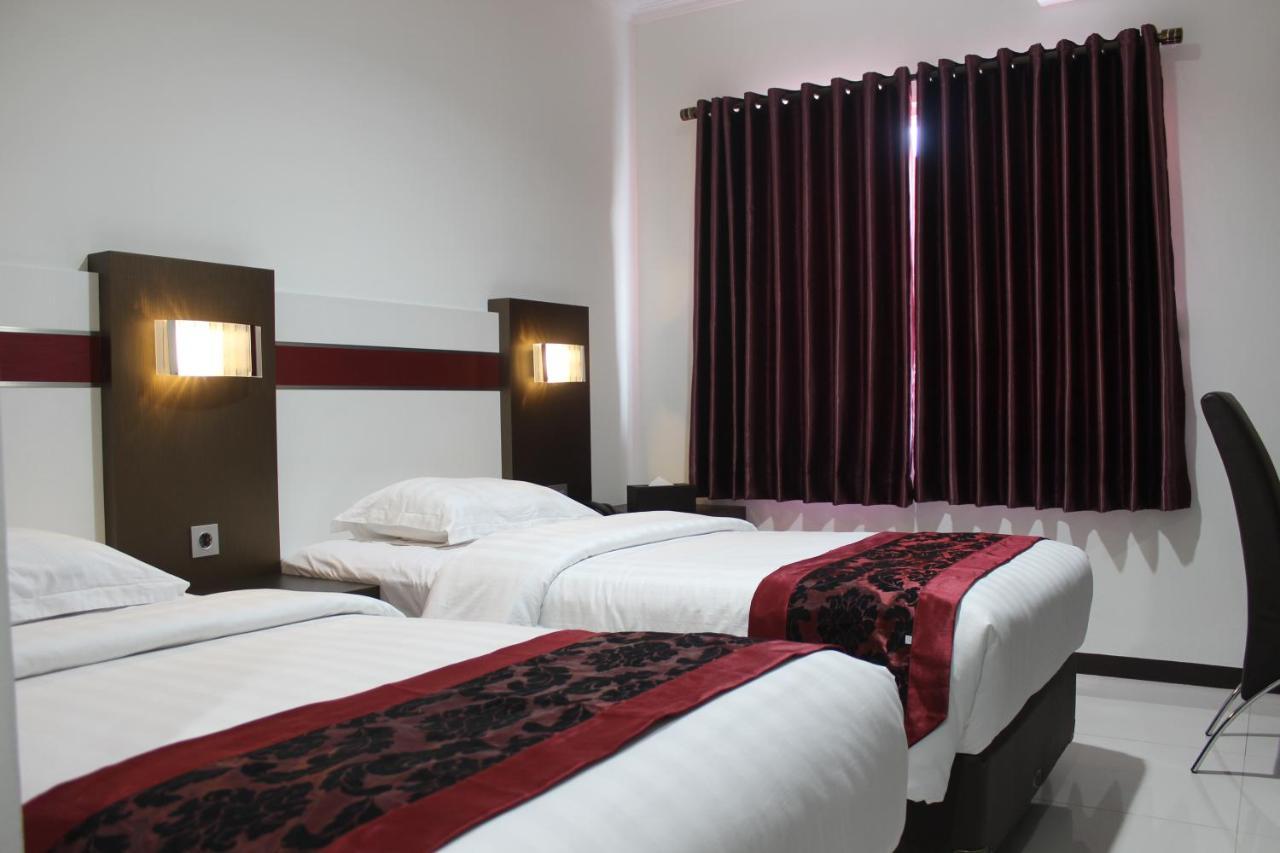 בנדונג Idea'S Hotel Jalan Ibrahim Aji מראה חיצוני תמונה