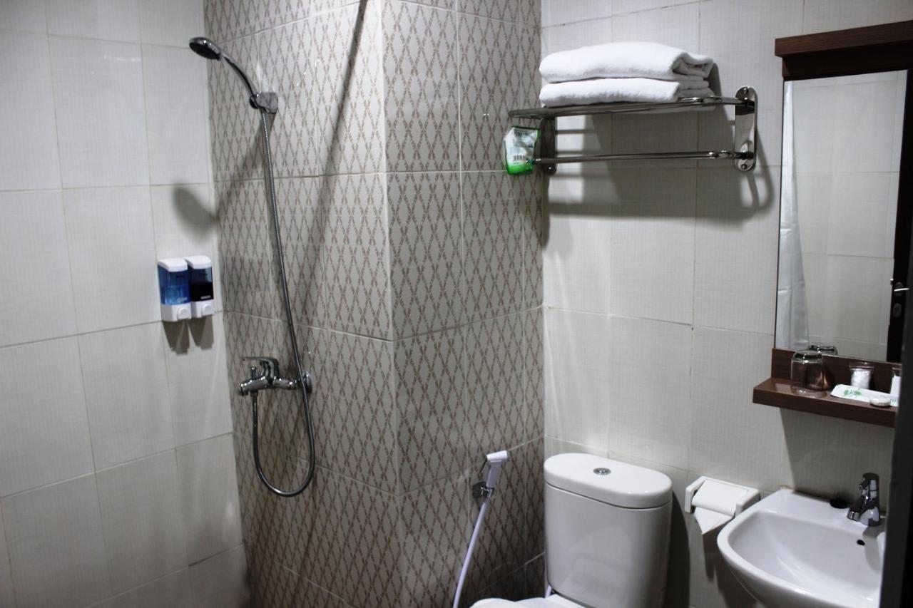 בנדונג Idea'S Hotel Jalan Ibrahim Aji מראה חיצוני תמונה