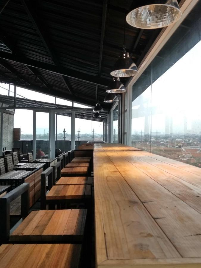 בנדונג Idea'S Hotel Jalan Ibrahim Aji מראה חיצוני תמונה
